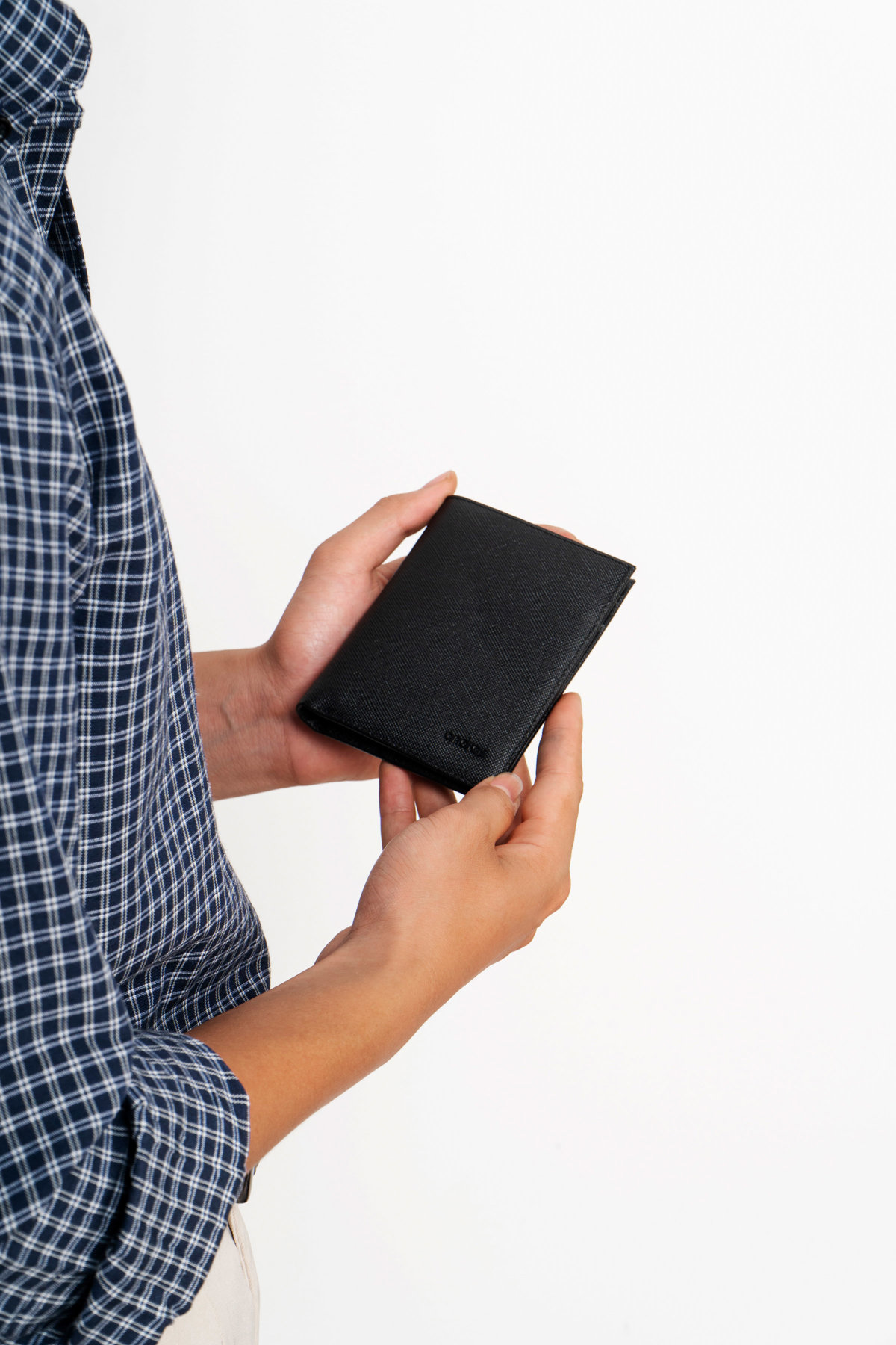 Ví Đứng Tri-Fold Grand