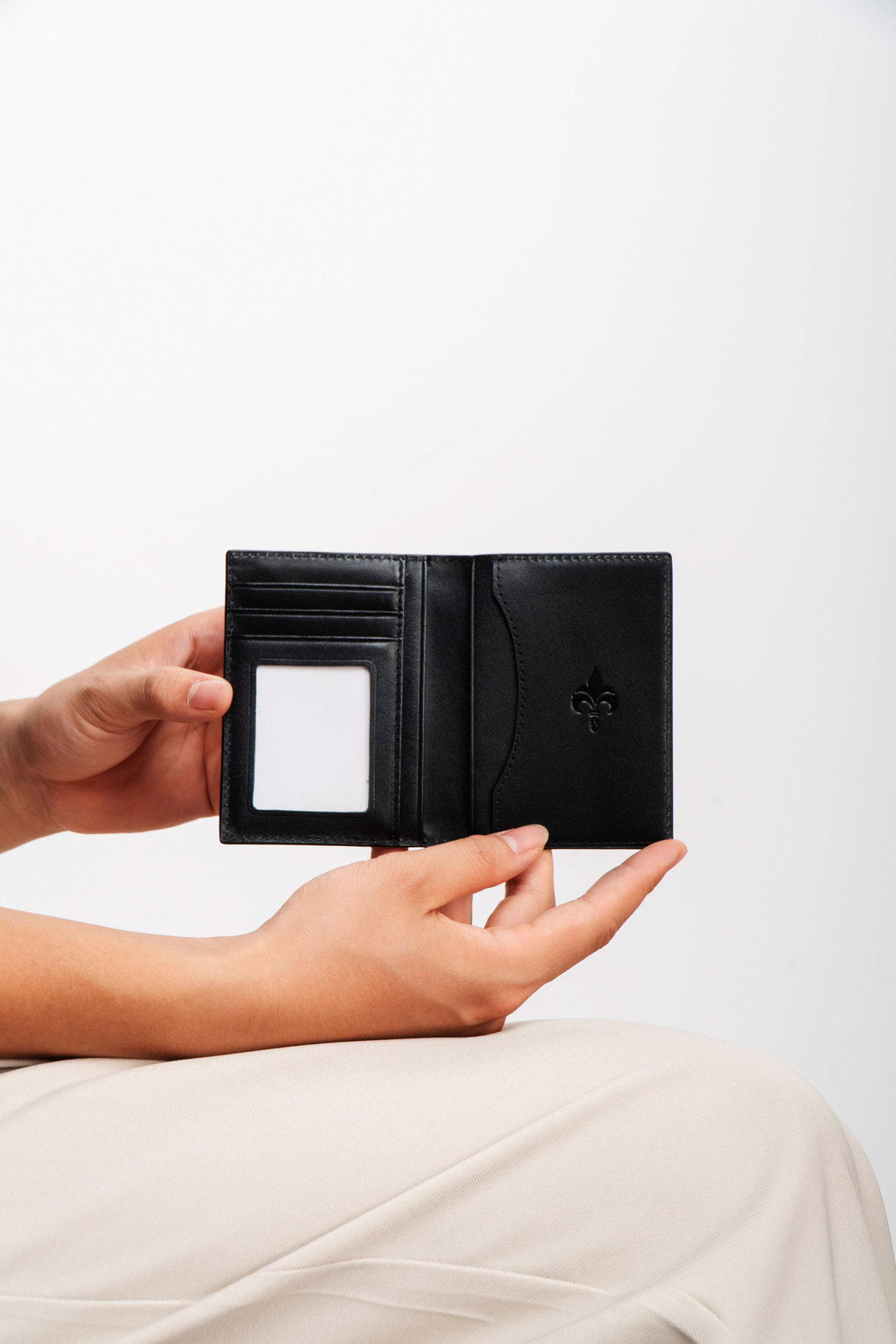 Ví Card Holder Slim Mate One
